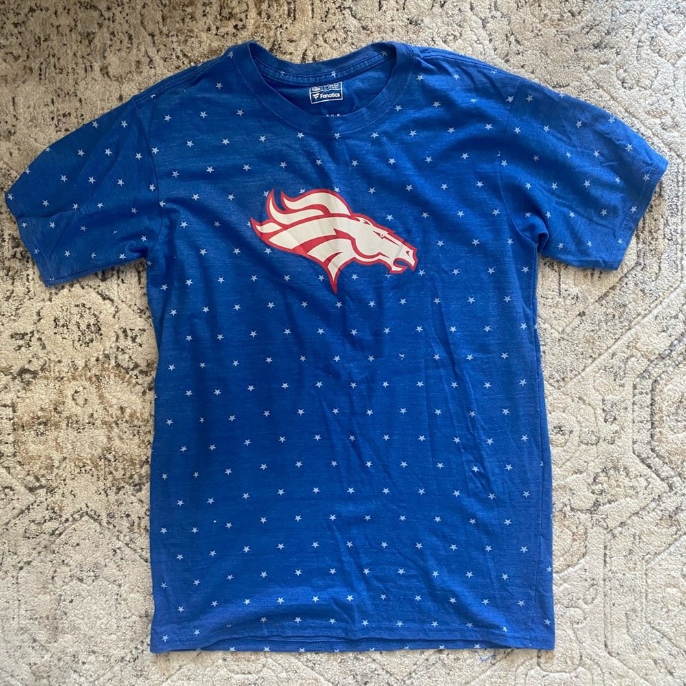 Denver Broncos Stars and Stripes NFL Pro-Line T-Shirt Men’s Medium